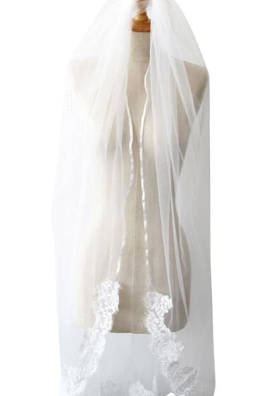 Elegant Lace Applique Edge Wedding Veils-Babyonlinedress UK