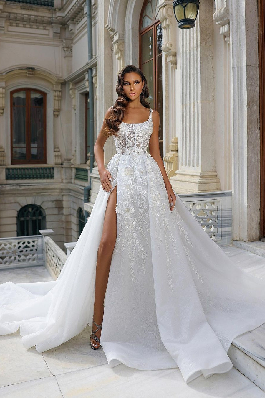 Elegant Spaghetti Straps Ball Gown Lace Wedding Dress-Babyonlinedress