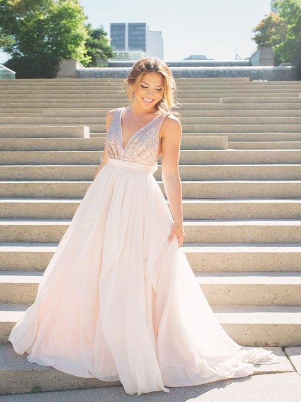 Chic V-Neck Sequins Ruffles Prom Dresses Sleeveless Open Back Sexy Evening Dresses
