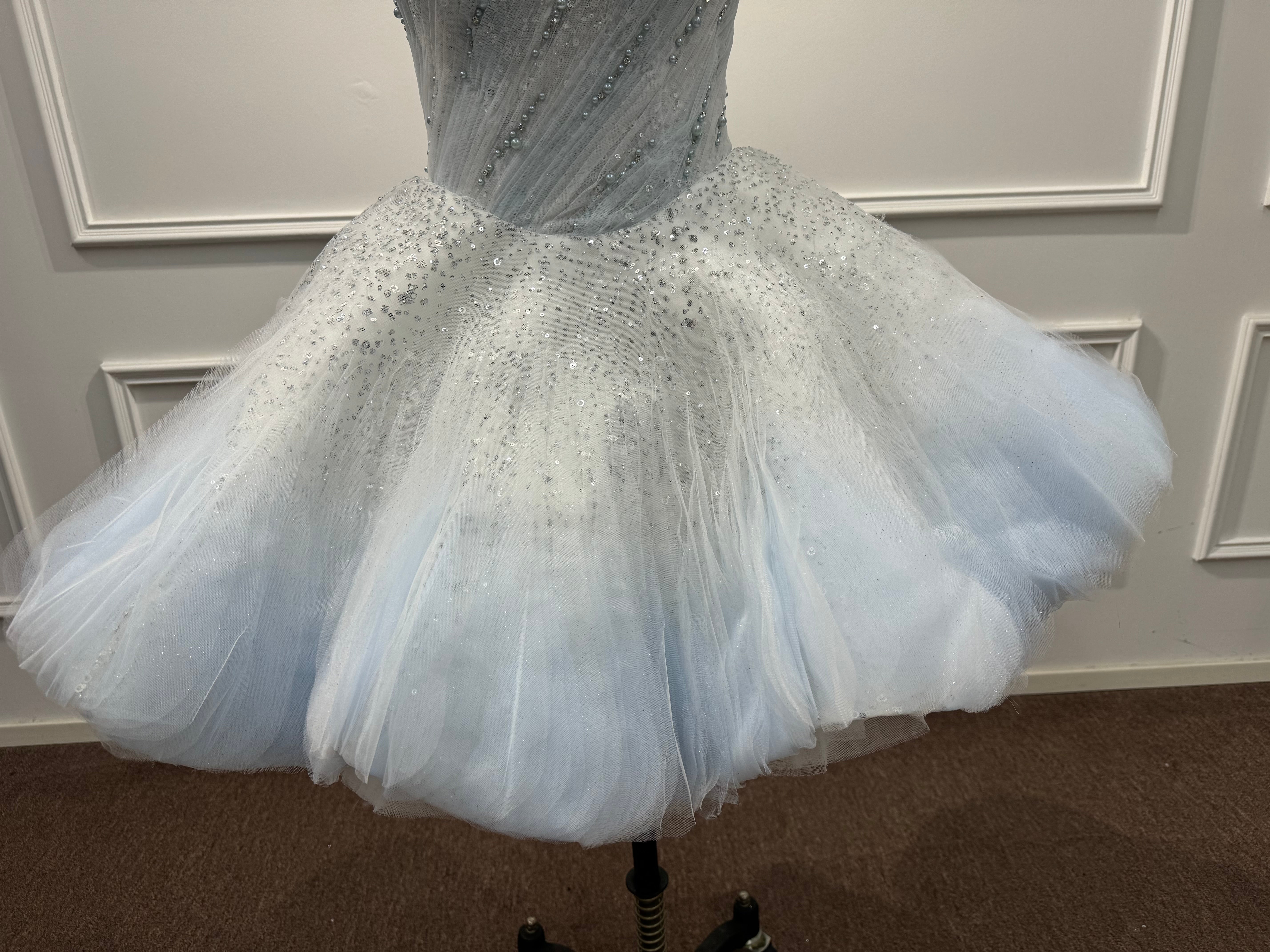 Elegant Blue Strapless Ball Gown Homecoming Dress with Beaded