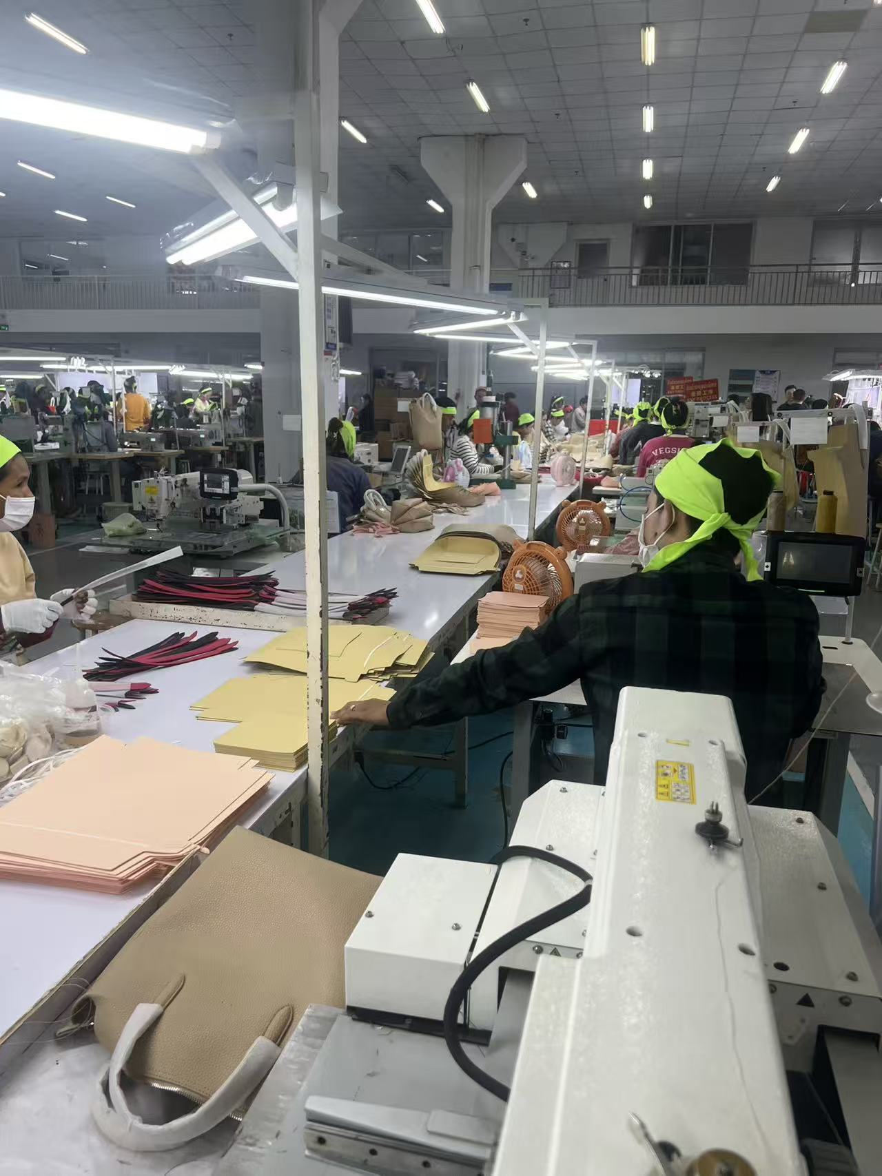 {"default":"sewing bags for famous brand like coach and kurt geiger"}

