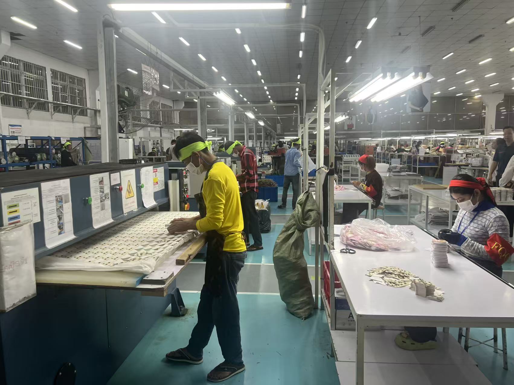 {"default":"oem handbag and backpack factory in cambodia"}
