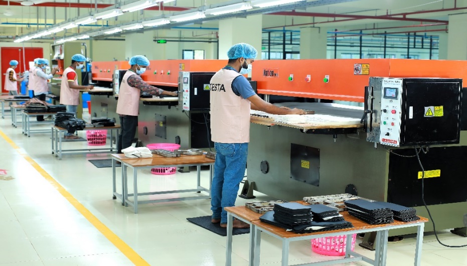 {"default":"tote bag factory dfh, DFH oem handbag, bag in tote manufacturer"}
