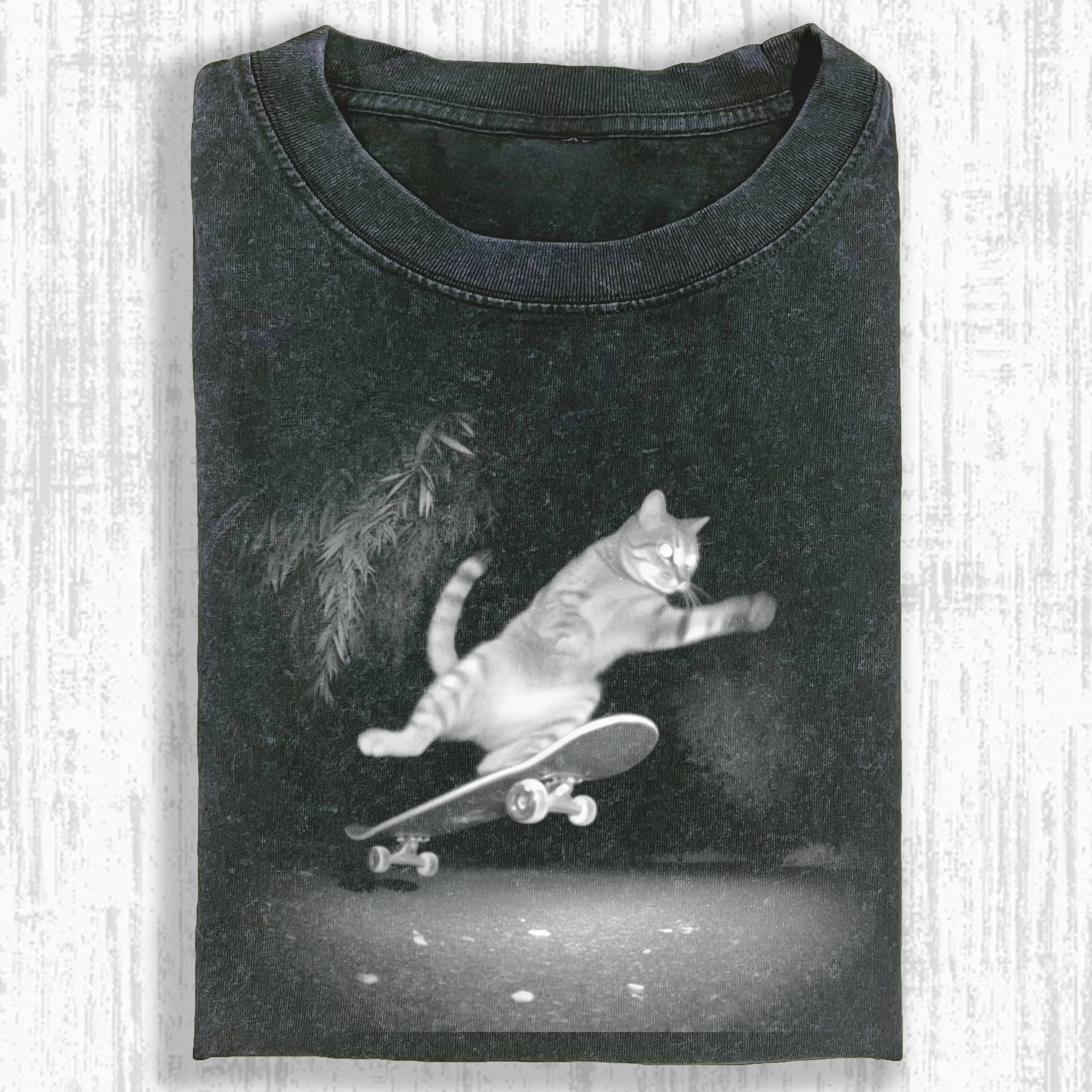 WACKY CAT TEE. 7.5-ComicClothe