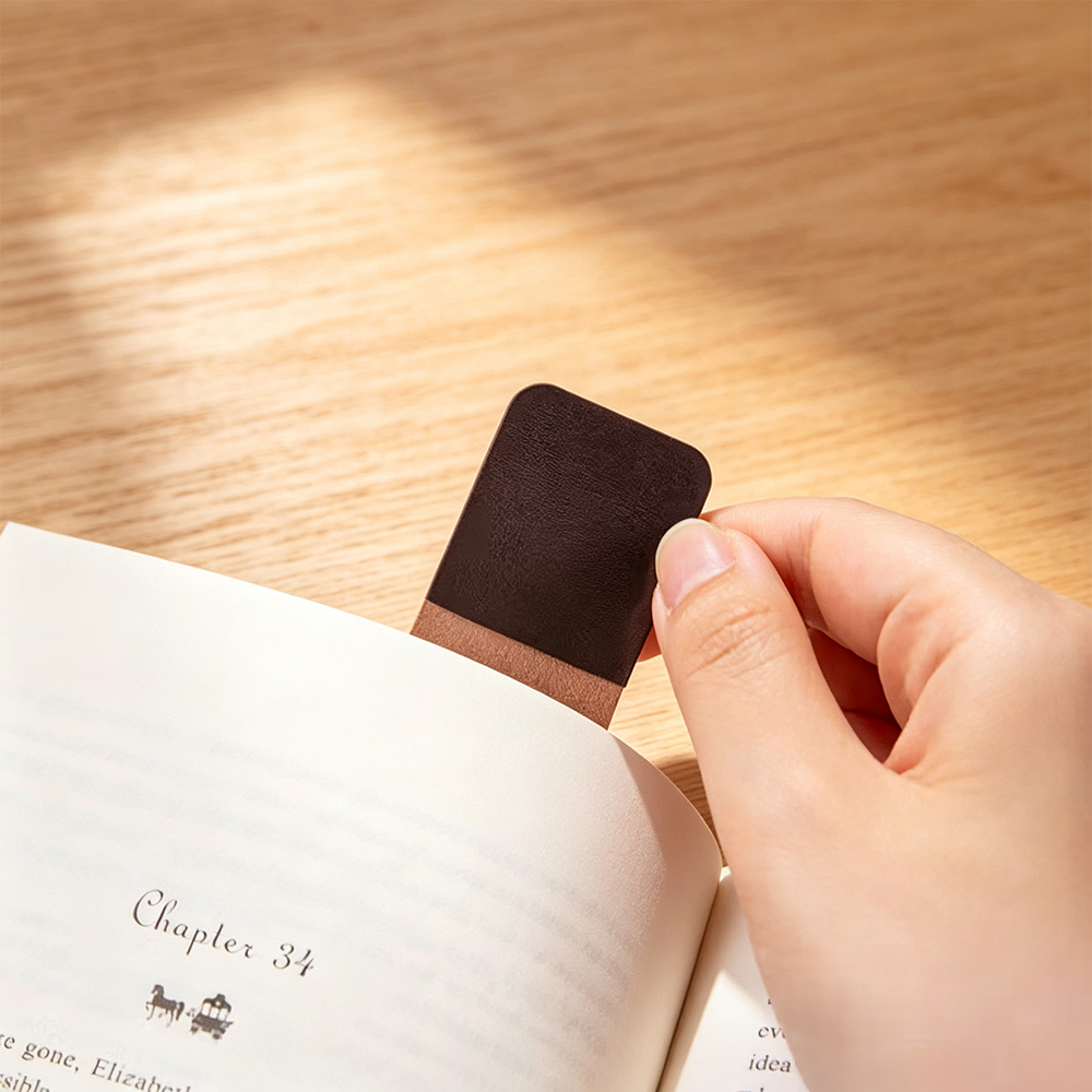 Personalized Birth Flower Magnetic Leather Bookmark with Name, Custom Reading Gift for Book Lovers