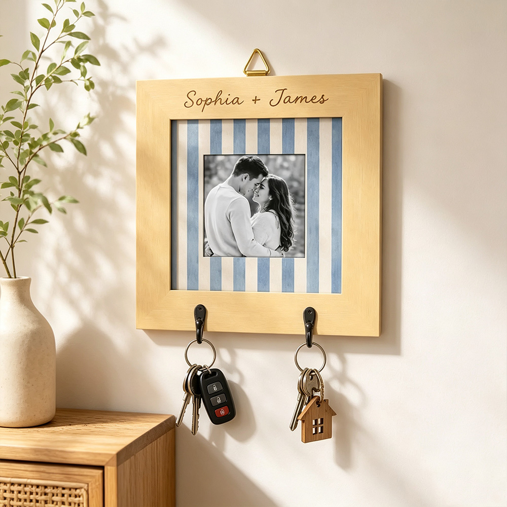 Personalized Couple Photo Key Holder, Custom Name Wooden Key Rack, Entryway Wall Decor, Housewarming Gift