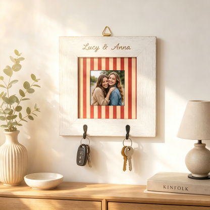Personalized Couple Photo Key Holder, Custom Name Wooden Key Rack, Entryway Wall Decor, Housewarming Gift