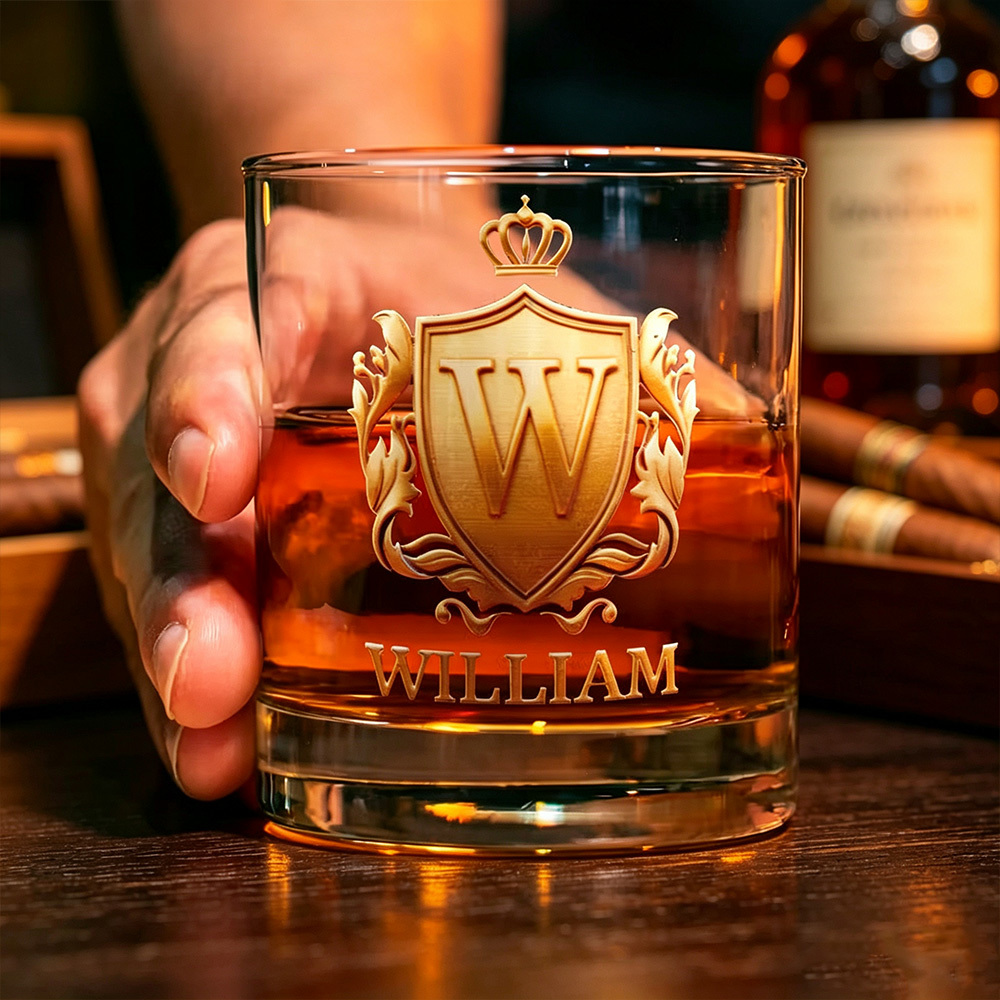 Personalized Initial Crest Whiskey Glass with Custom Name, 10 oz Old Fashioned Rocks Glass, Gift for Men