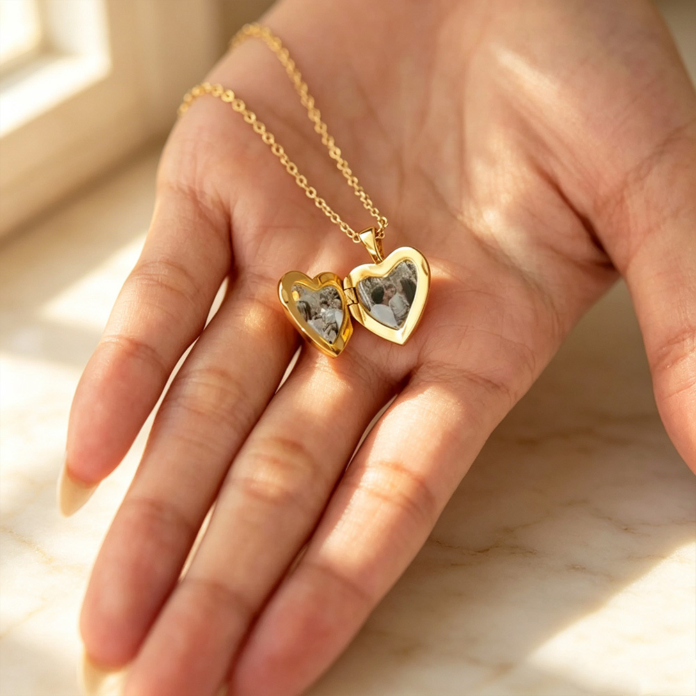 Personalized Heart Locket Necklace – Custom Photo & Initial Gold Heart Necklace Gift for Her