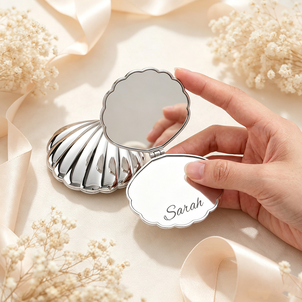 Personalized Seashell Compact Mirror – Custom Engraved Name Makeup Mirror, Beach Wedding & Bridesmaid Gift