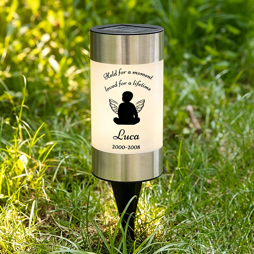 Personalized Angel Wing Memorial Solar Garden Light with Name and Date, Outdoor Garden Decor Sympathy Gift for Loved Ones