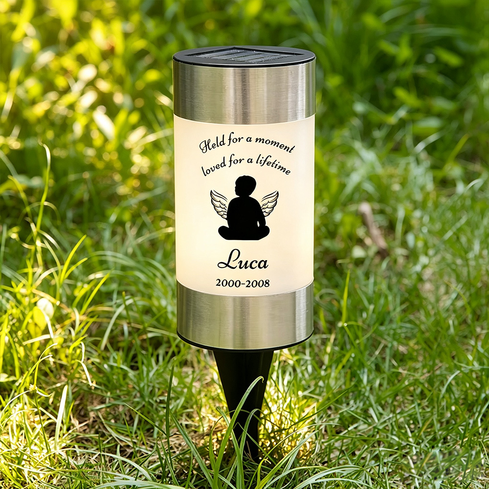 Personalized Angel Wing Memorial Solar Garden Light with Name and Date, Outdoor Garden Decor Sympathy Gift for Loved Ones