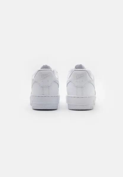 White Low Sneakers