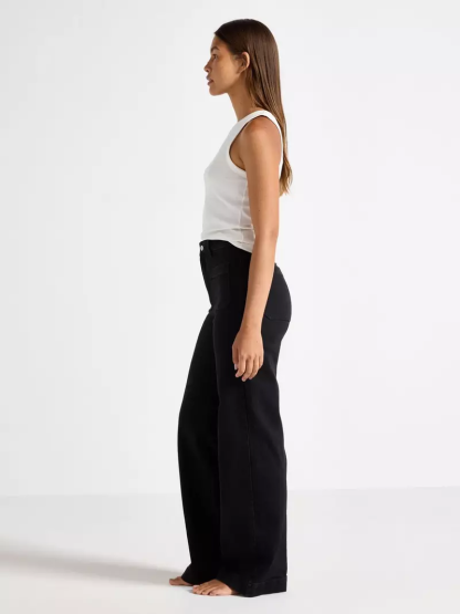 WIDE high waist jeans med lätt stretch