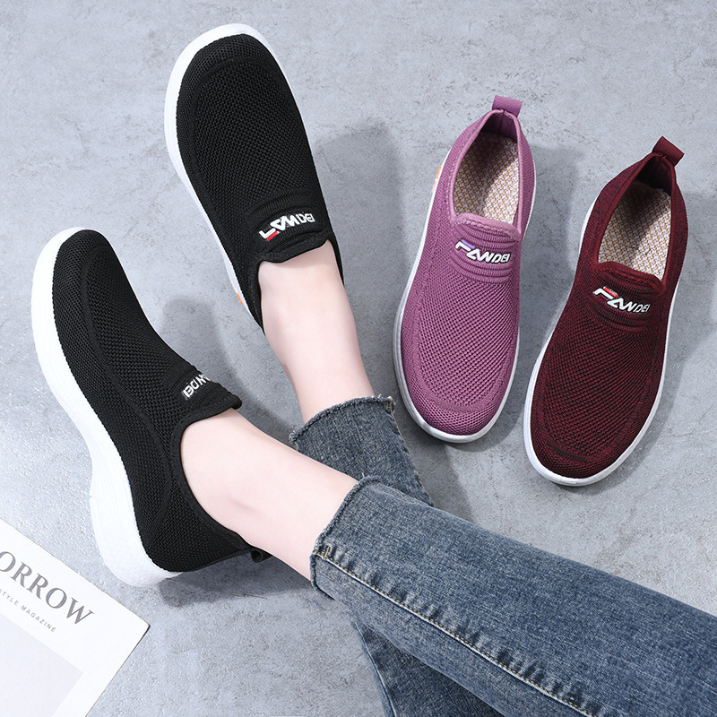 Komfortable, pustende slip-on joggesko for kvinner, uformelle gåsko