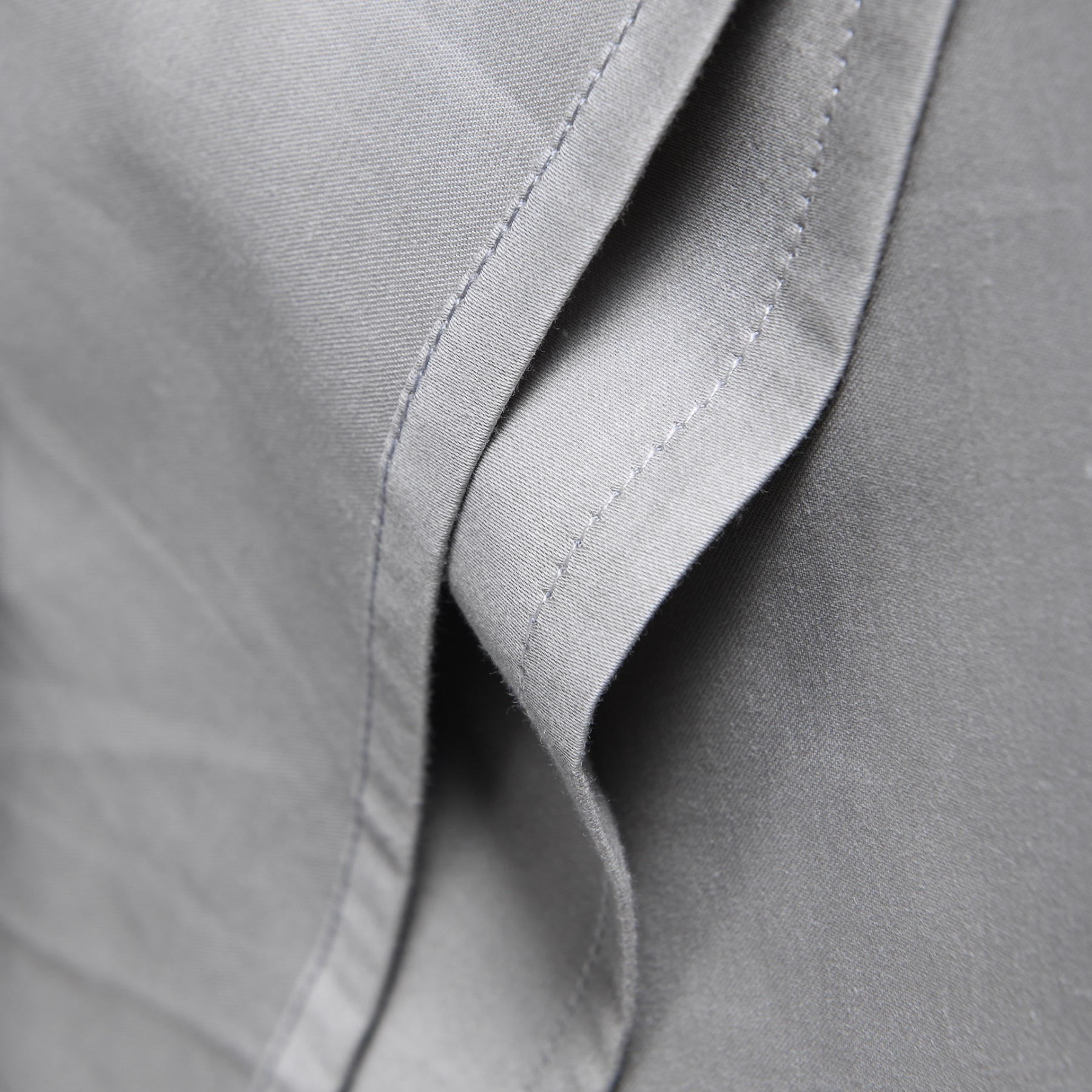 Dutigo Light Gray Silken Long-Staple Bedding