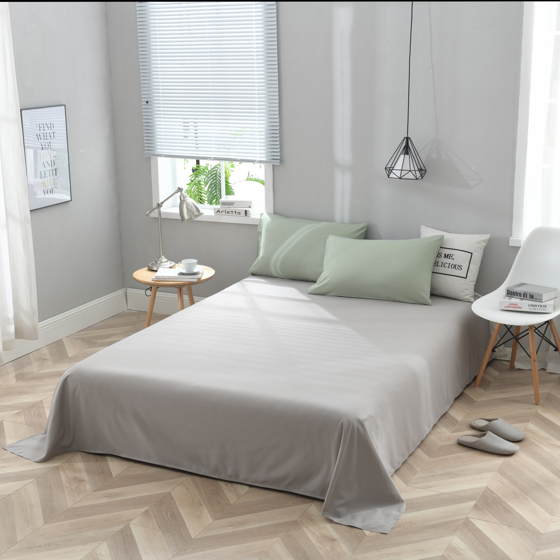 Dutigo Navy Blue Brushed Bedding Set