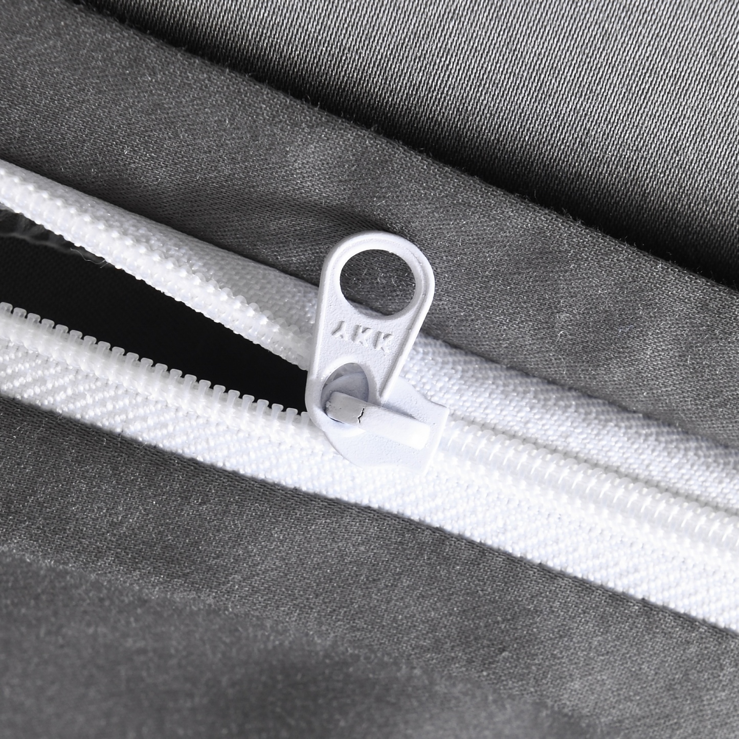 Dutigo Dark Gray Silken Long-Staple Bedding