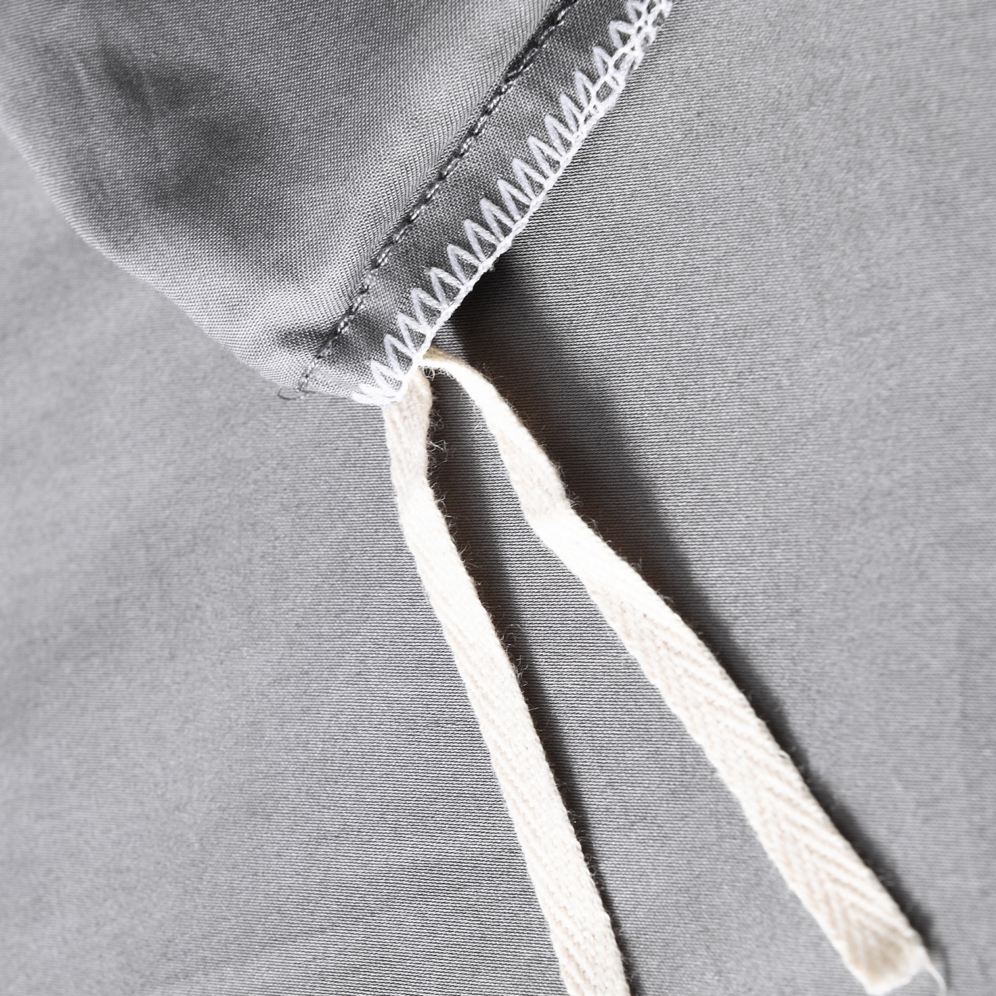 Dutigo Dark Gray Silken Long-Staple Bedding