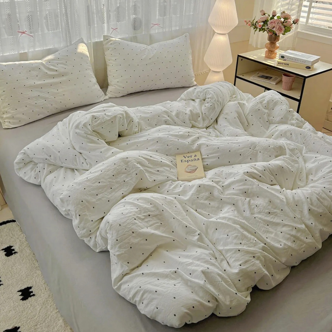 Dutigo Dotted White Organic Cotton Bedding Set