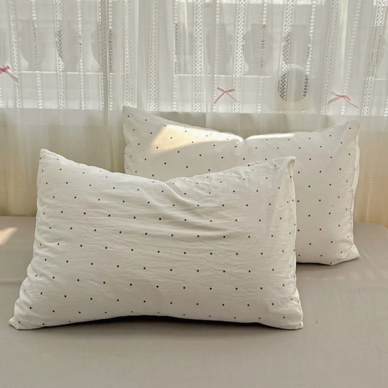 Dutigo Dotted White Organic Cotton Bedding Set