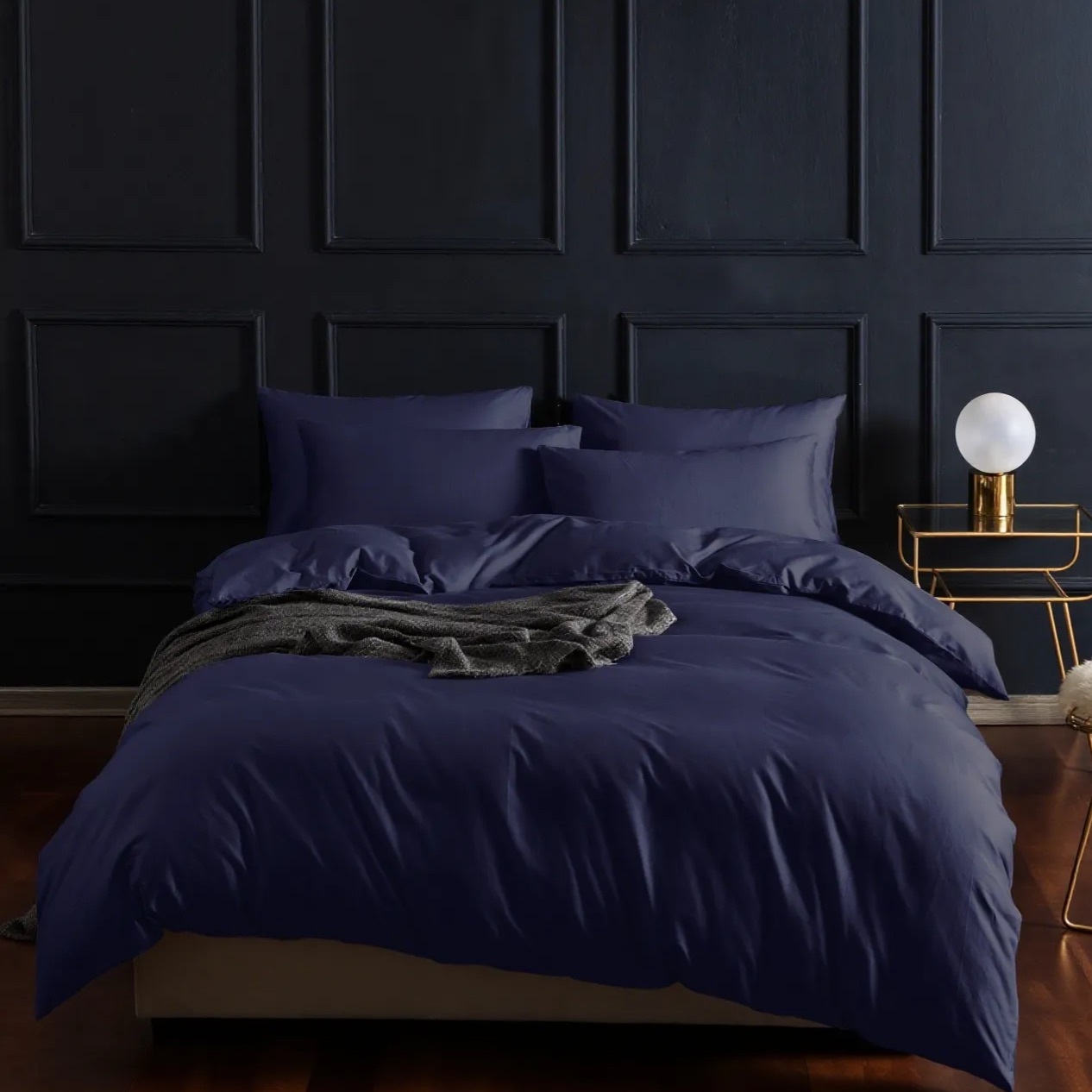 Dutigo Dark Purple Silken Long-Staple Bedding