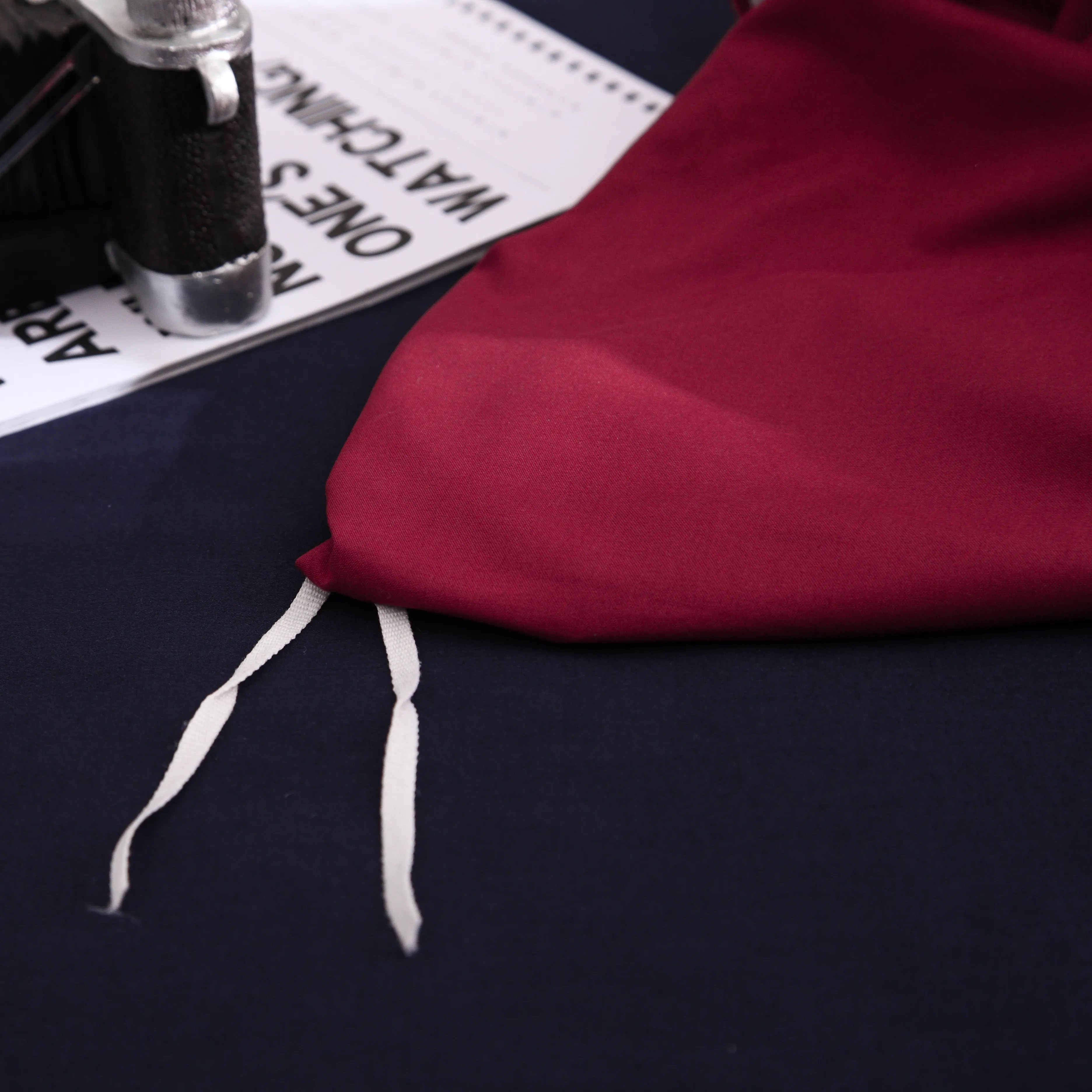 Dutigo Crimson and Navy Brushed Bedding Set