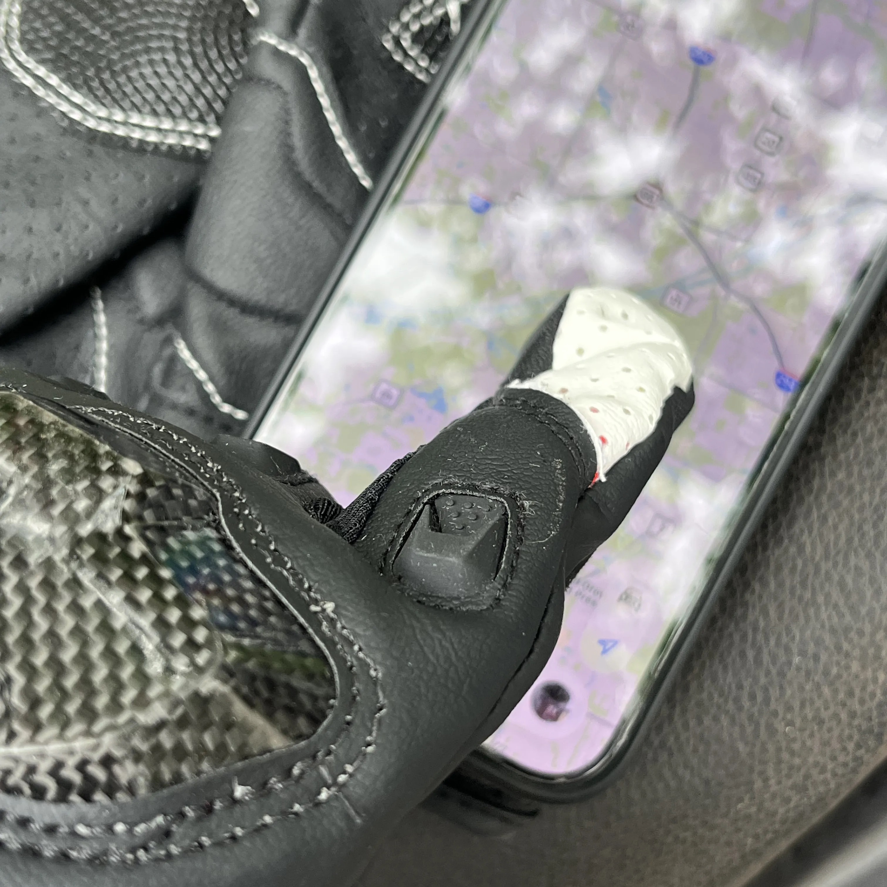 GoMotour Motorcycle Gloves with Carbon Knuckle Armor