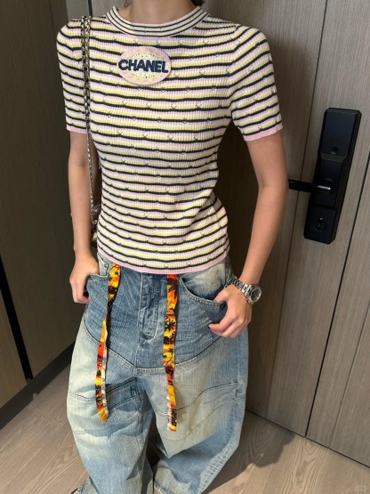 CHANE25SS Round Neck Slim Knit Short Sleeve Top