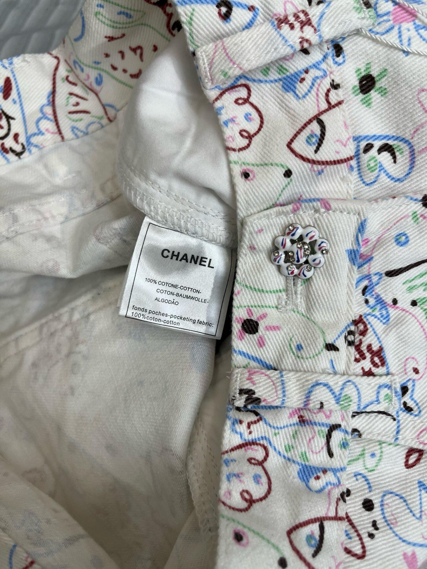 CHNEL Printed Graffiti Denim Shorts