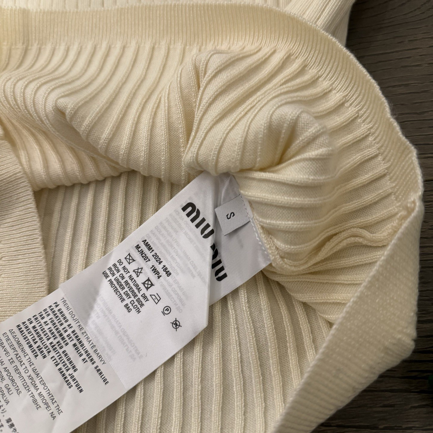 Miu Embroidered Letter Clash Color Knit Short Sleeve