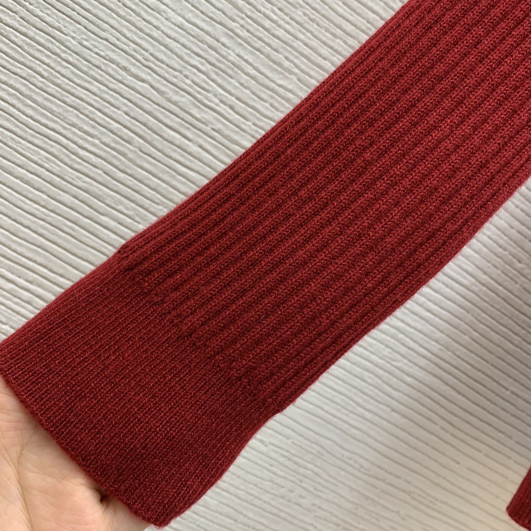 Miu Embroidered Letter Clash Color Knit Long Sleeve