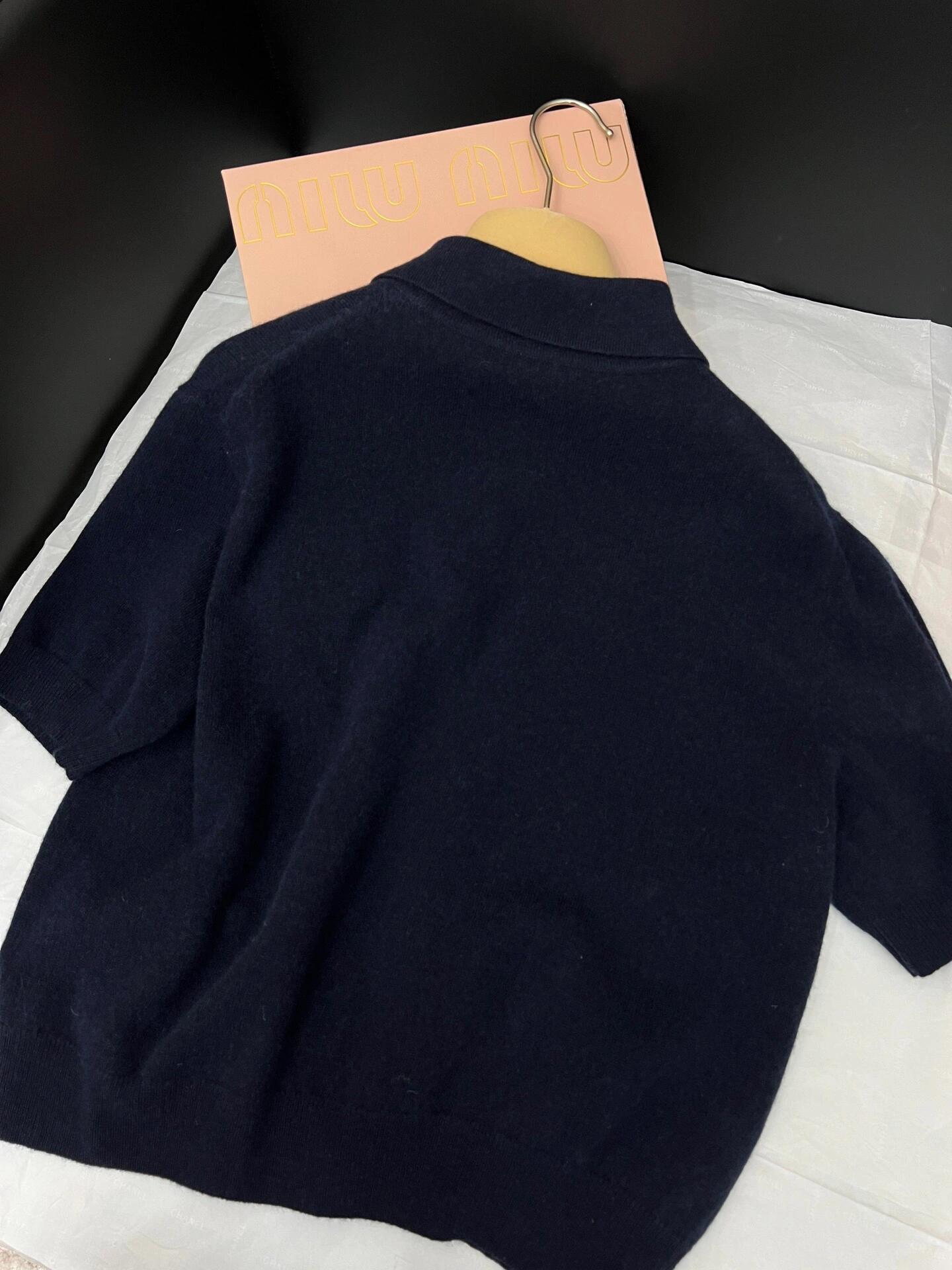 Miu Gold Label Embroidered Polo Neck Short Sleeve