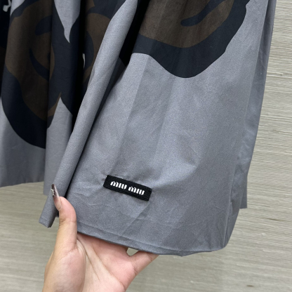 MIU25SS Printed Design Pod Half Skirt