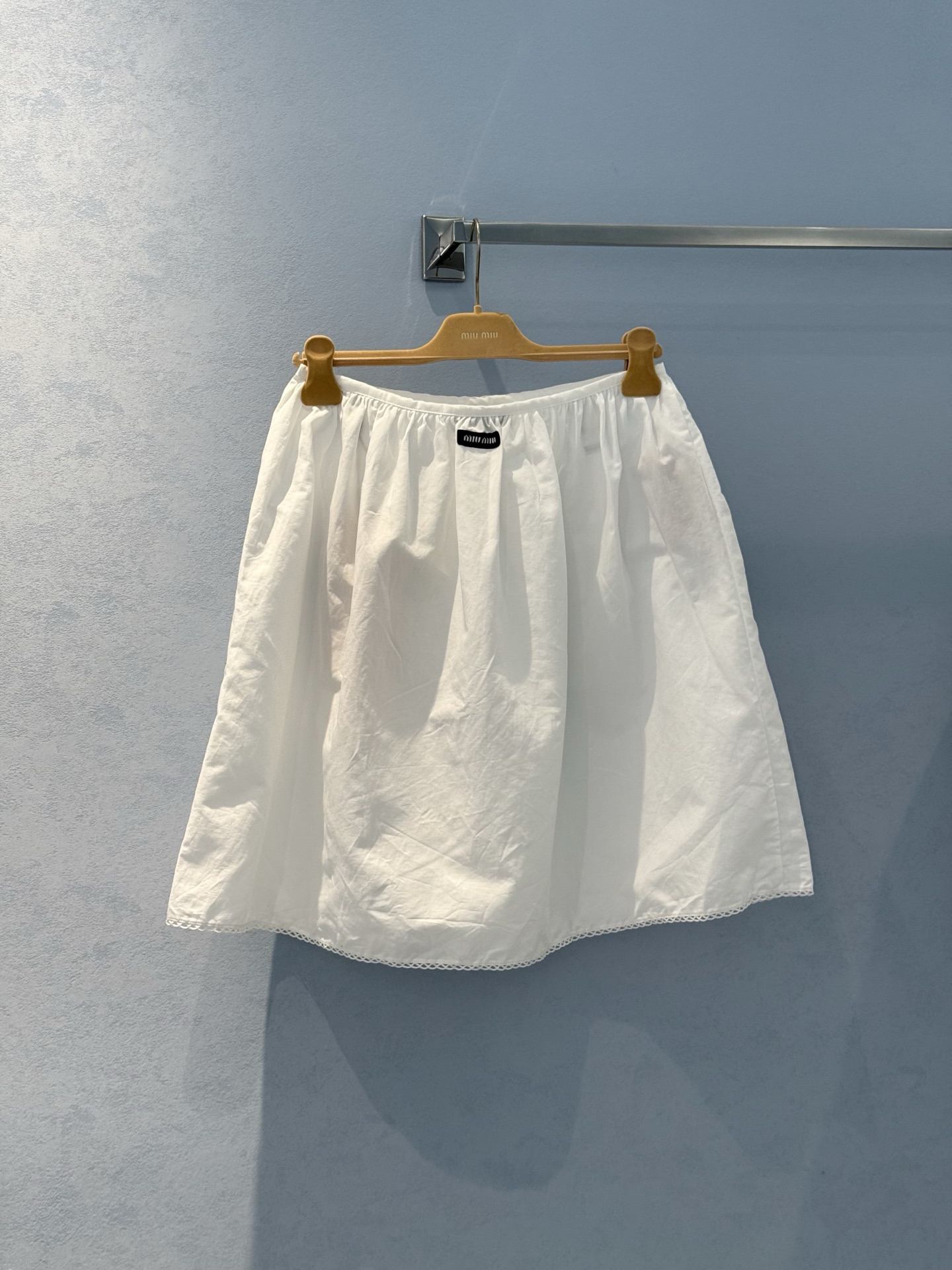 MIU25SS pleated lace bustier skirt