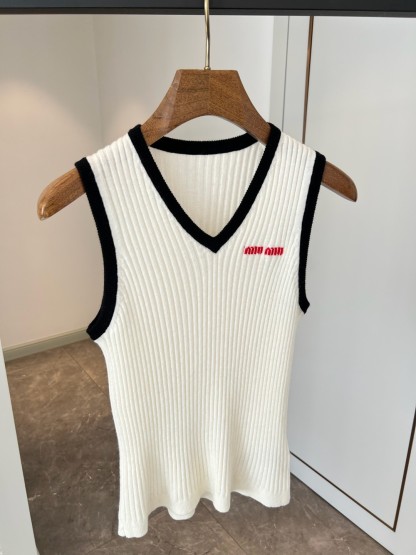 Miu cashmere knit undershirt