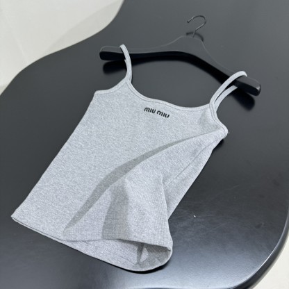 Miu's new knit camisole