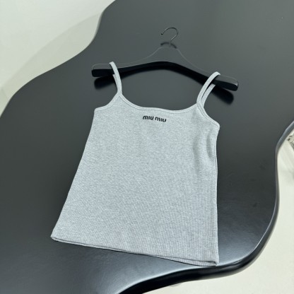 Miu's new knit camisole