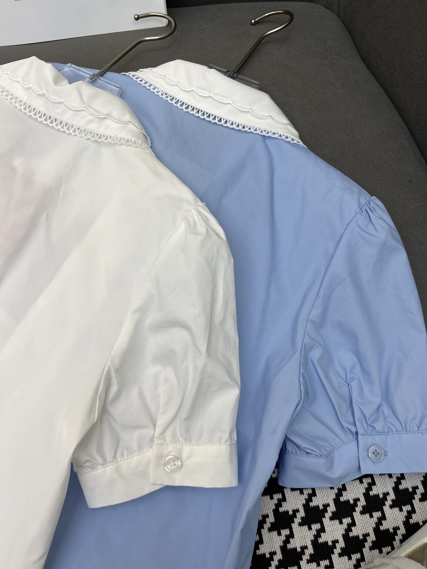 MIU25SS Bubble Sleeve Lace Collar Shirt