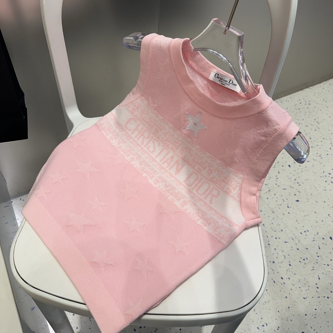 DIO Sleeveless Star Vest