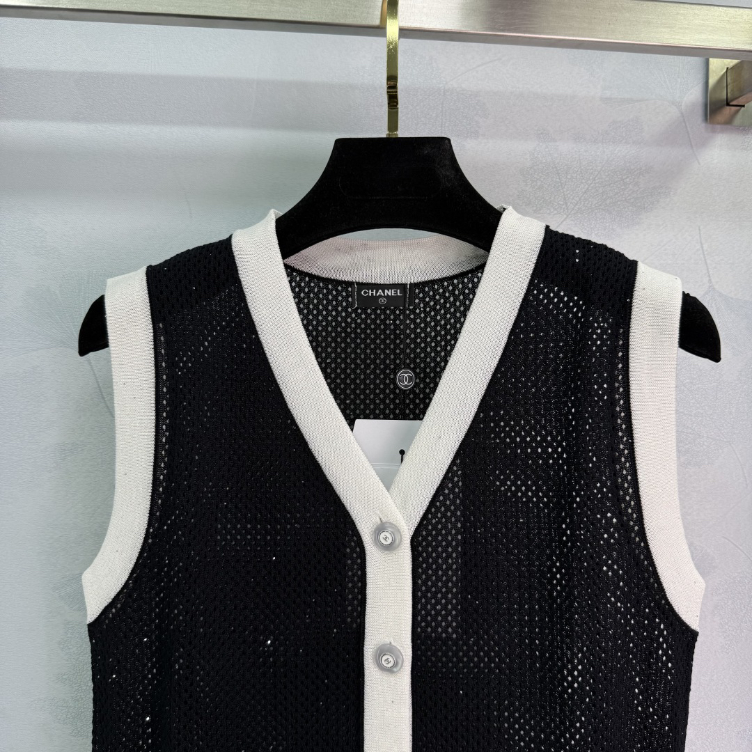 CHANE25SS knitted v-neck slit vest