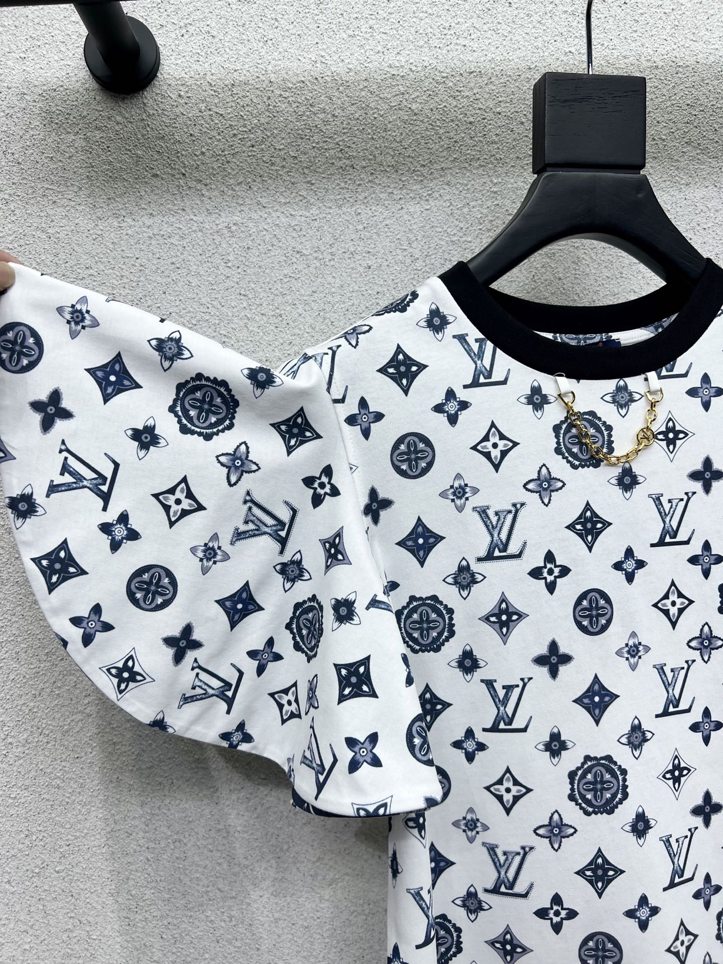 Louis Vuit25SS Bat Trimmed Design Vintage Short Sleeve T-Shirt