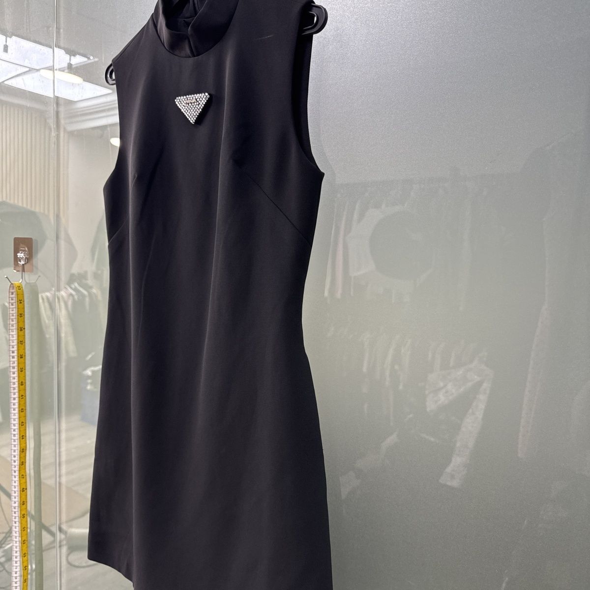 Pra 2025 Elegant Sleeveless Dress