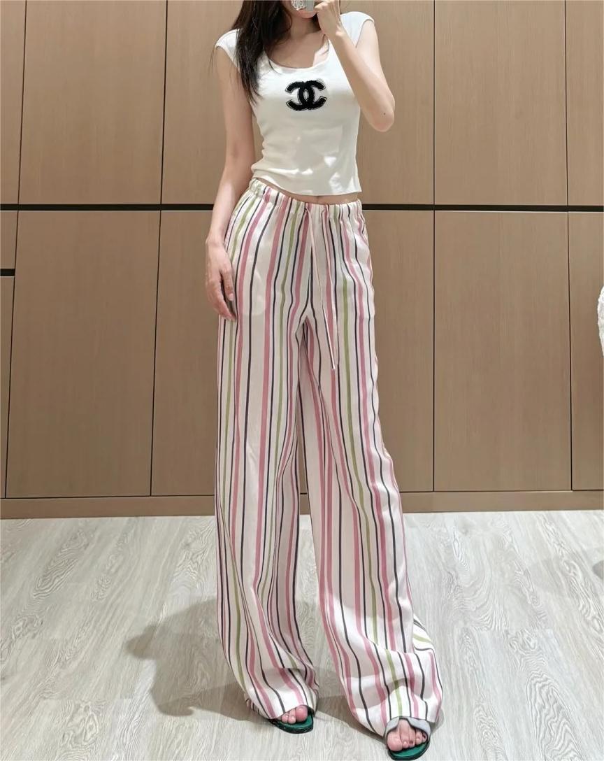 CHANE25SS Square Neck Knit Vest