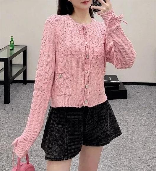CHANE25SS Crafted Lace-Up Pink Cardigan