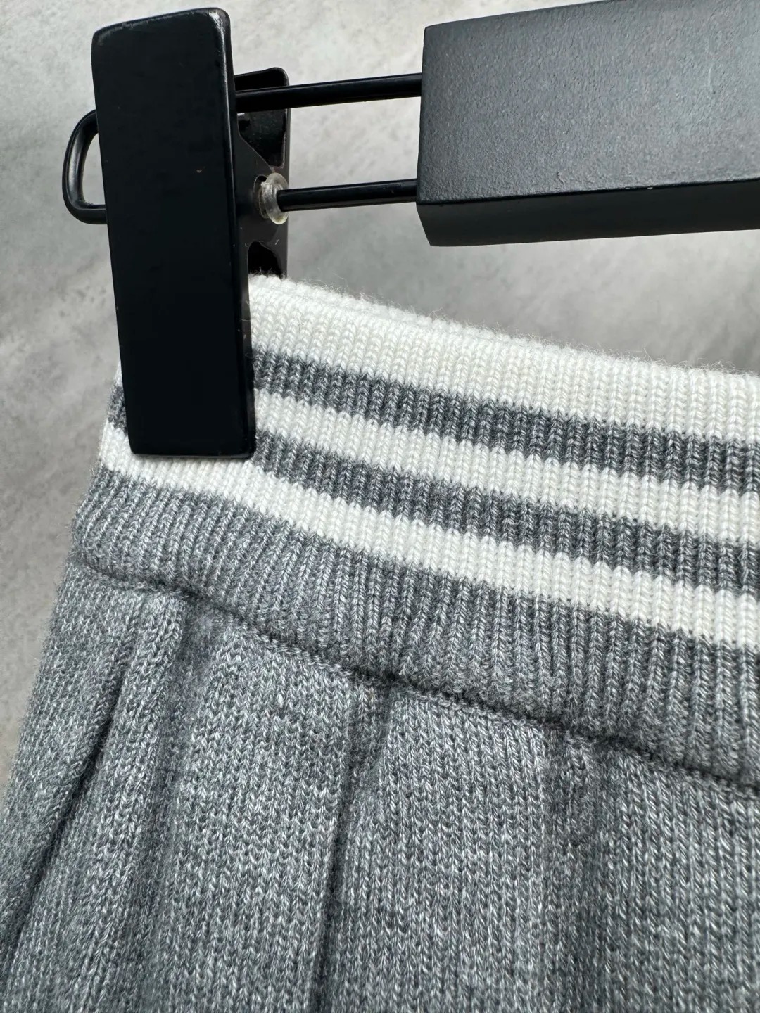 MIU25SS Grey College Style Pleated Skirt