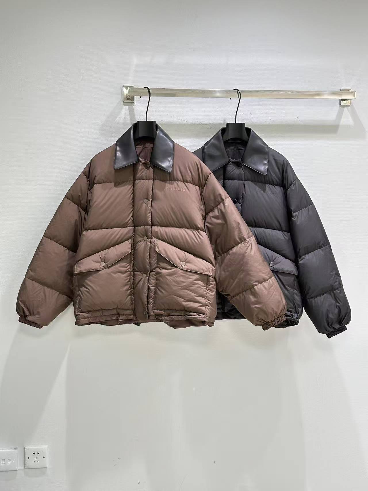 MM 25SS Leather collar 2-color down jacket