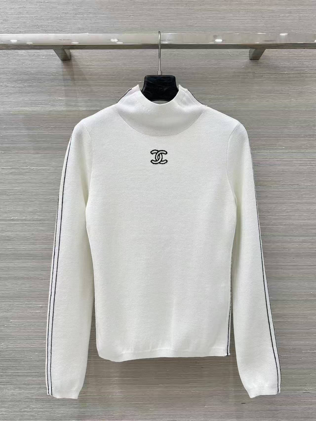 CC 25SS Double C-line high neck knitted sweater