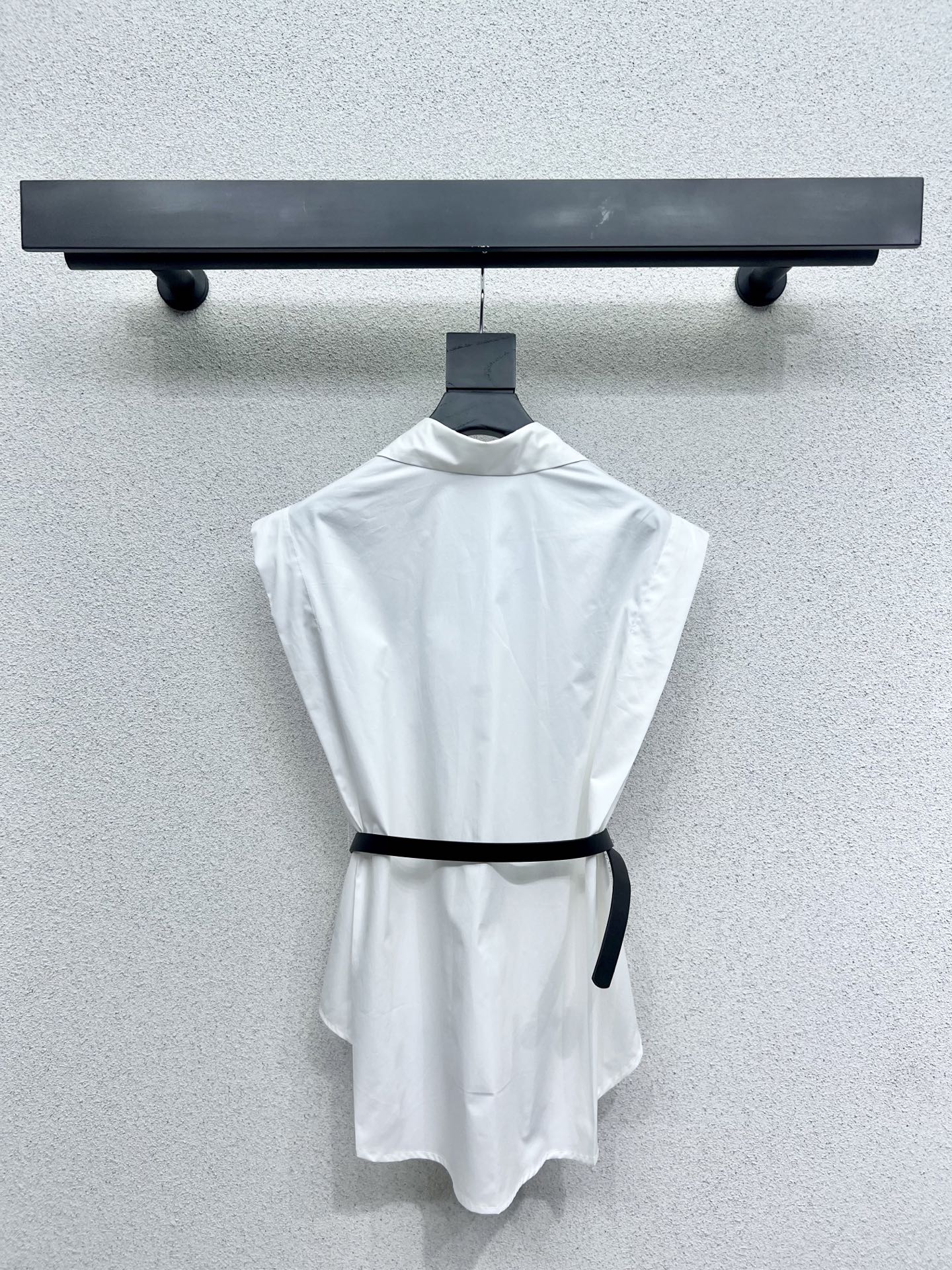 DIO25SS White Shirt with Belt