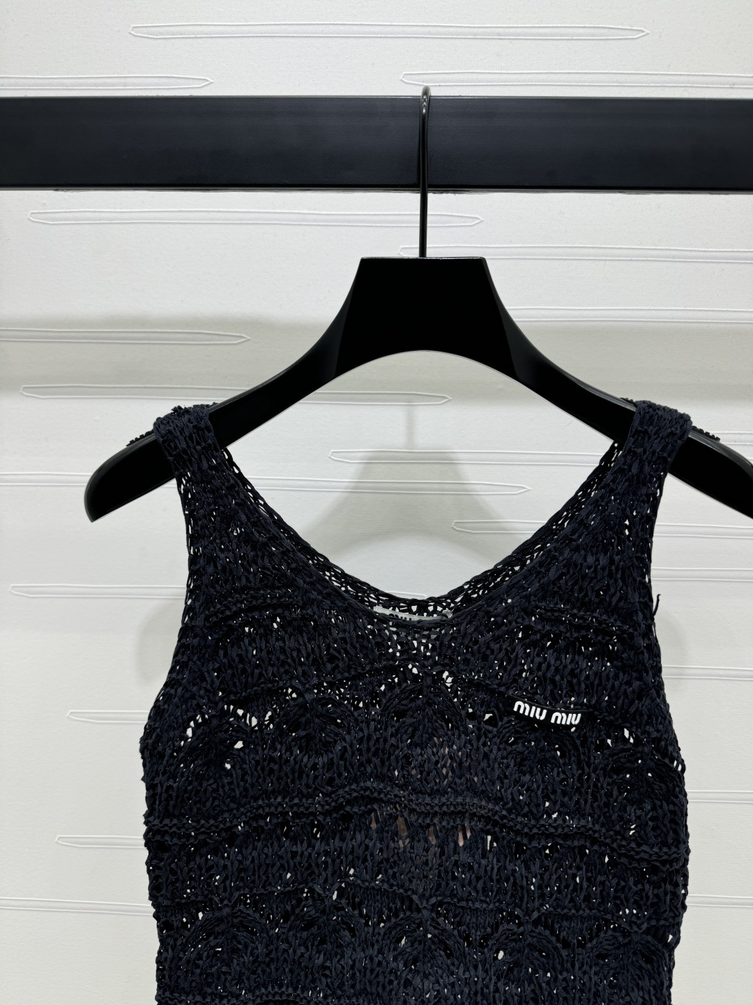 MIU25SS Three-dimensional hand-crocheted knitted vest